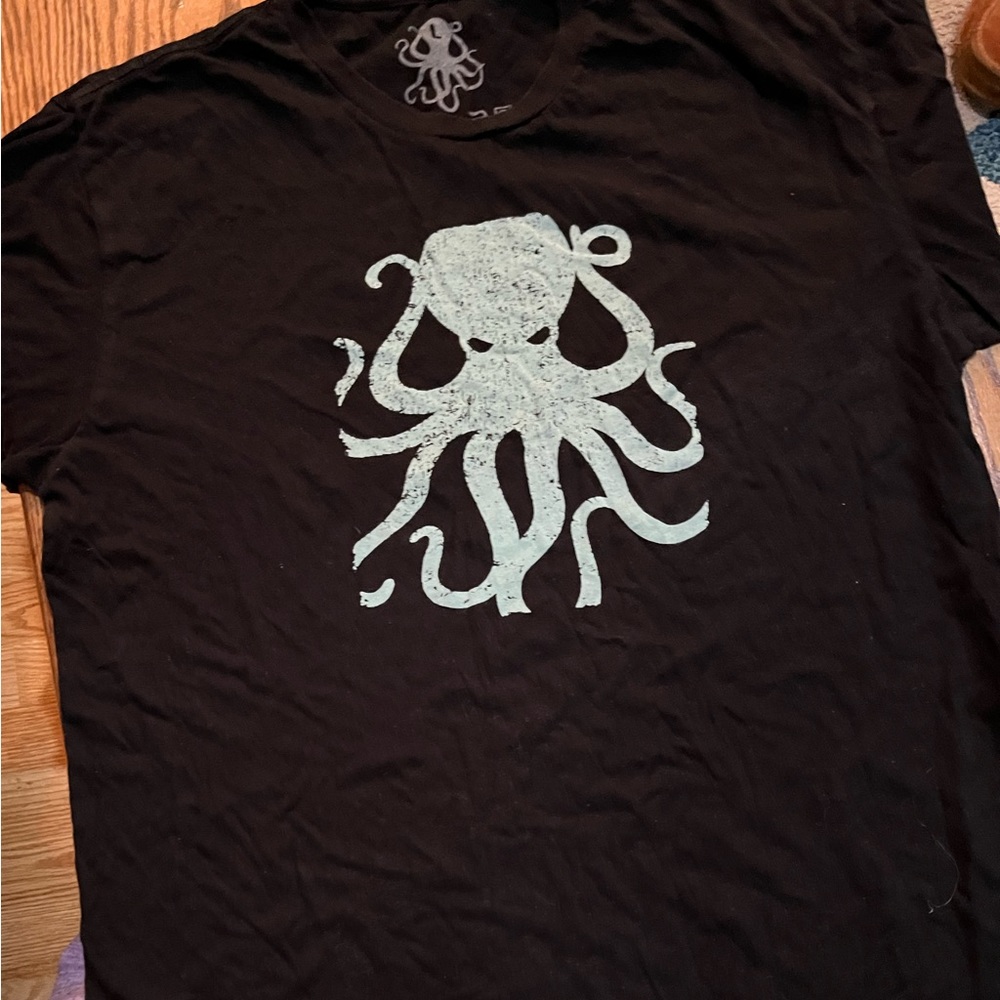 Hi My Name is Mark brand Men’s limited edition octopus shirt Blink-182